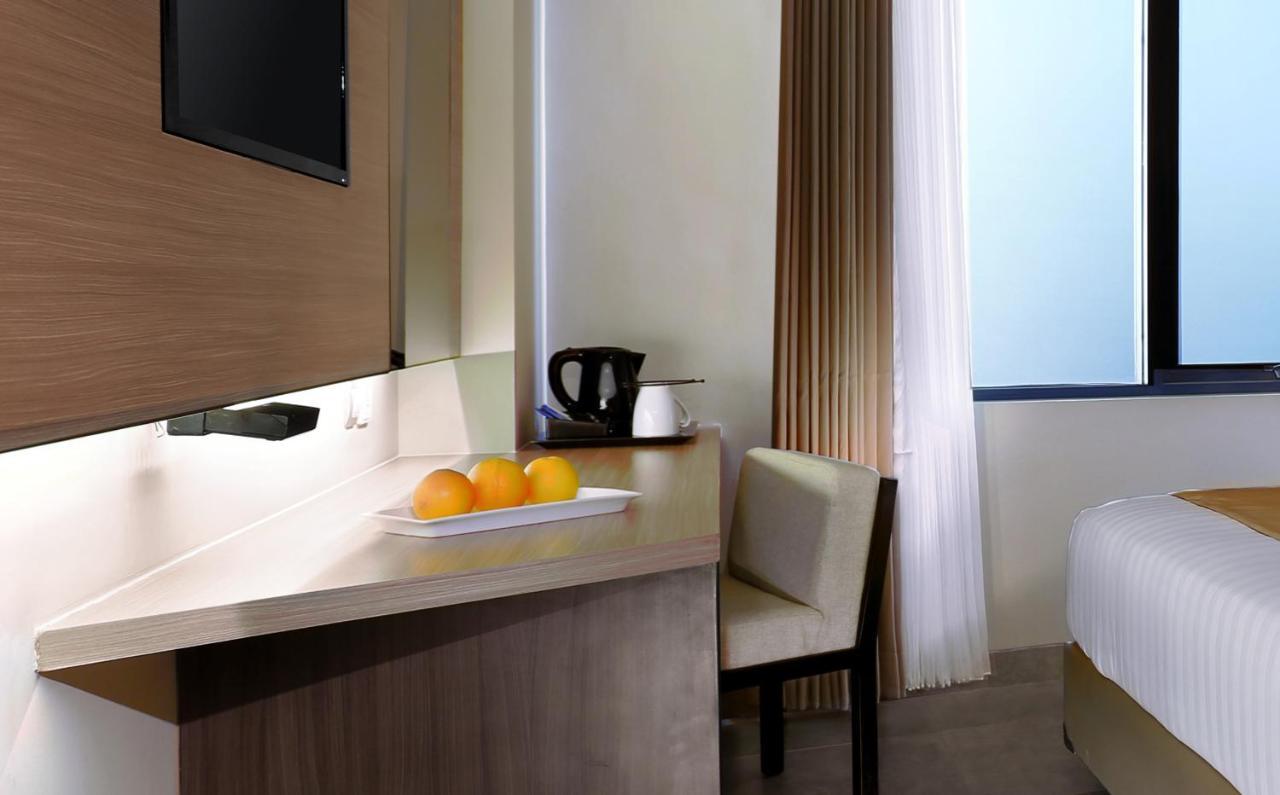 Aston Inn Ματαράμ Εξωτερικό φωτογραφία